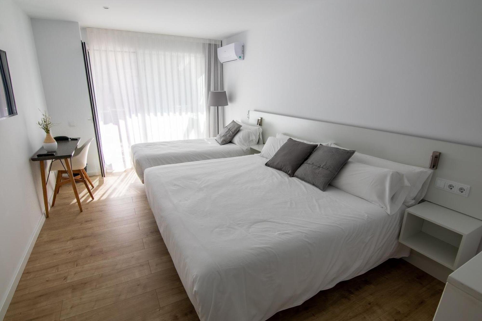 Hotel Hcp 칼레냐 데 팔라푸르헬 외부 사진